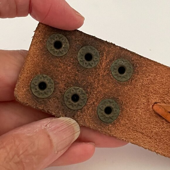 Handmade Set of Two Brown Leather Snap Closure Cowgirl Cuff Bracelets Large - Picture 6 of 12